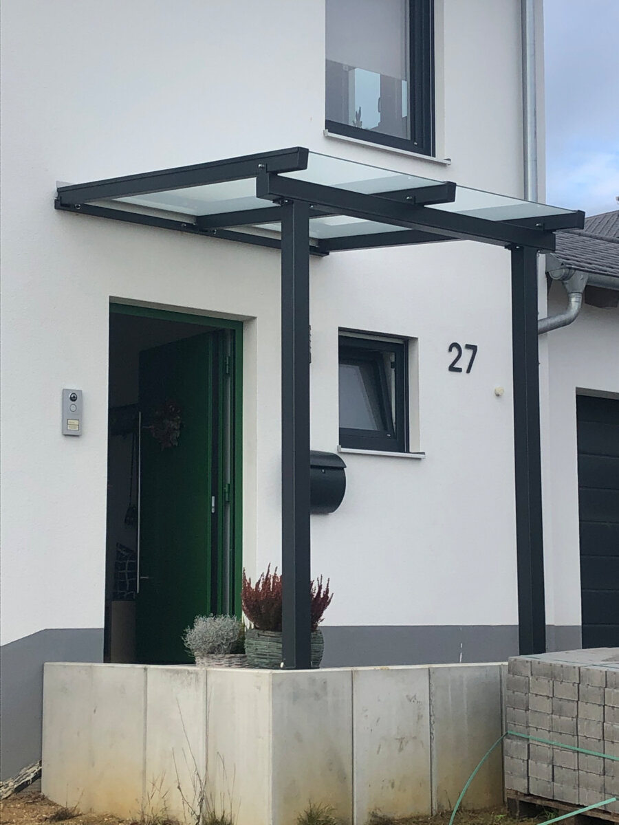 Überdachung über Haustür